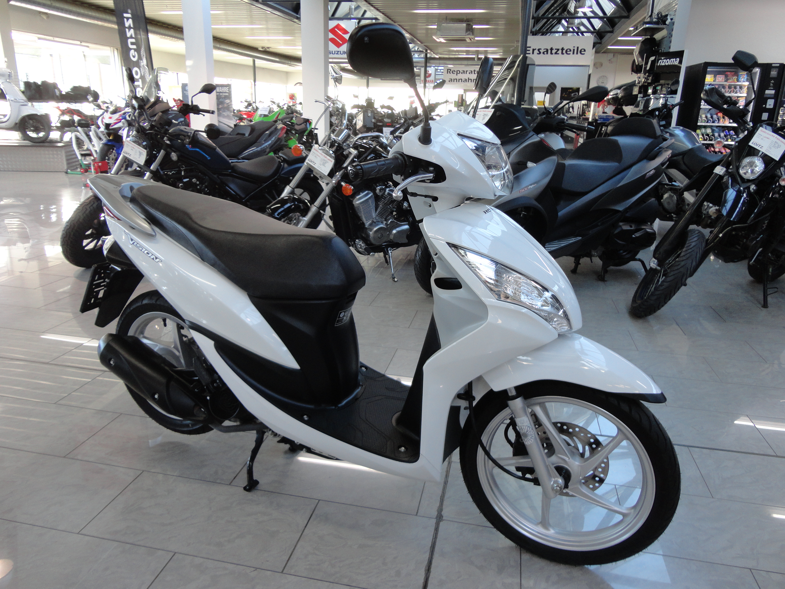 HONDA Vision 110