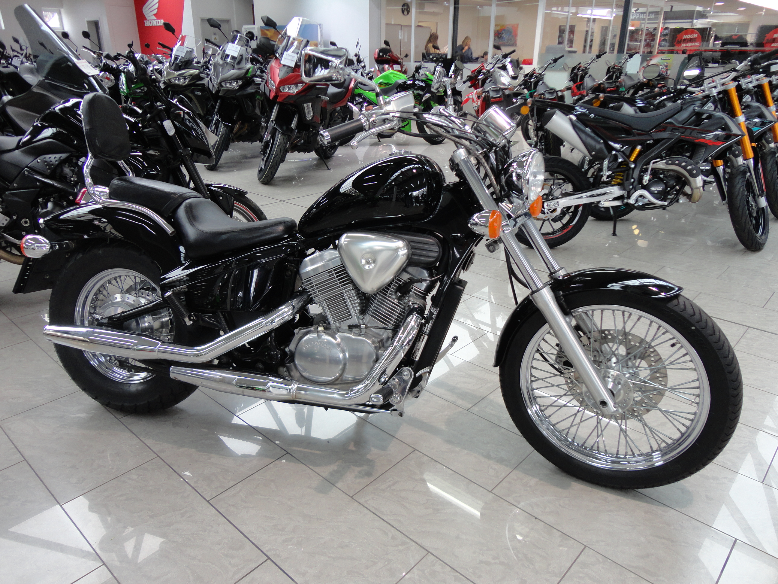 HONDA VT 600