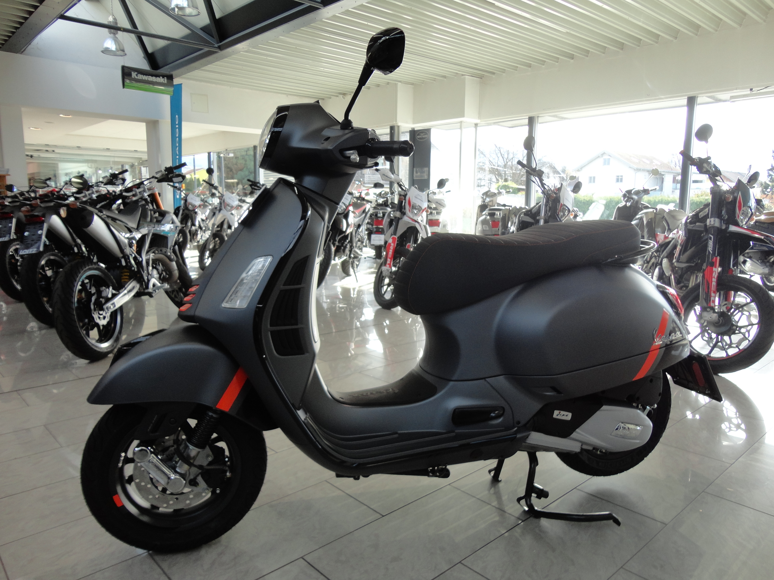 VESPA NEU – VESPA GTS 125 SUPER SPORT Modell 2023