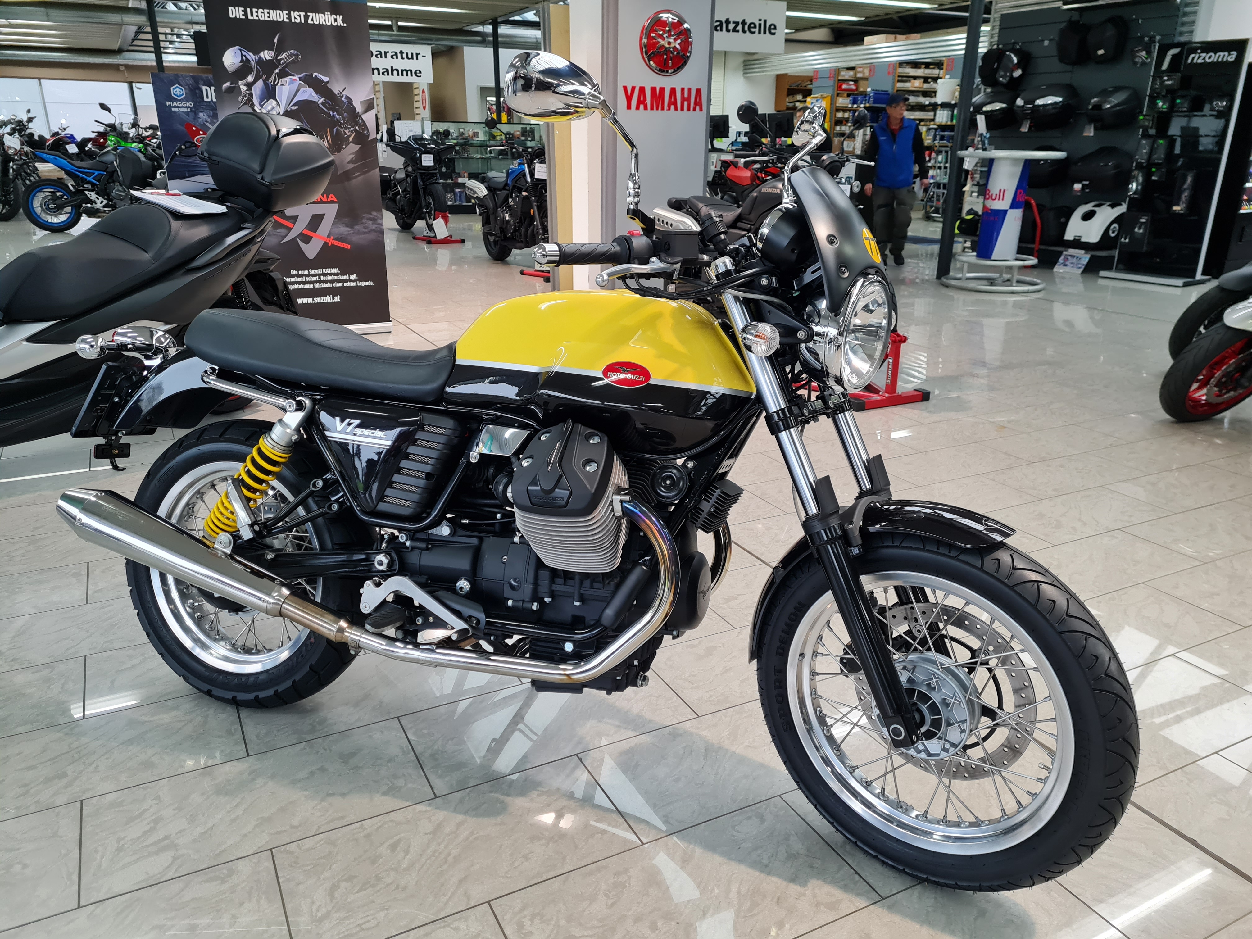 MOTO GUZZI V7 750 Special
