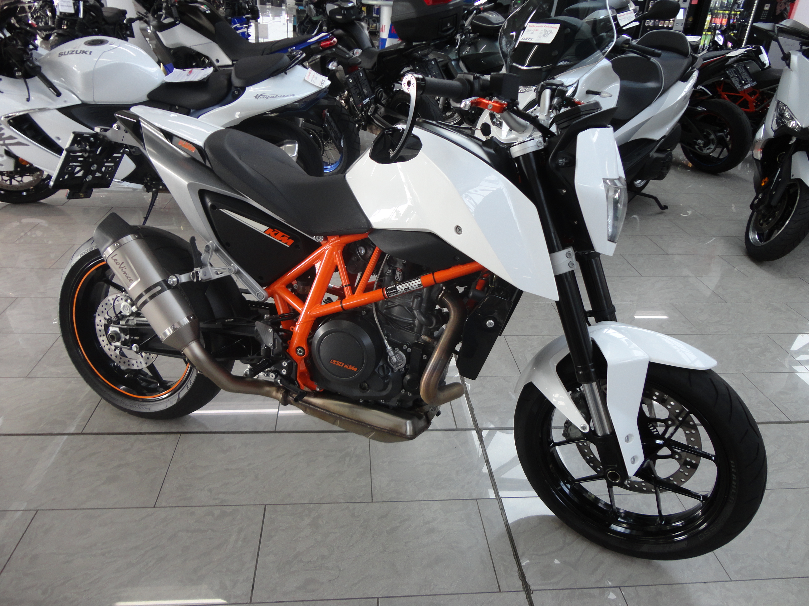 KTM 690 Duke