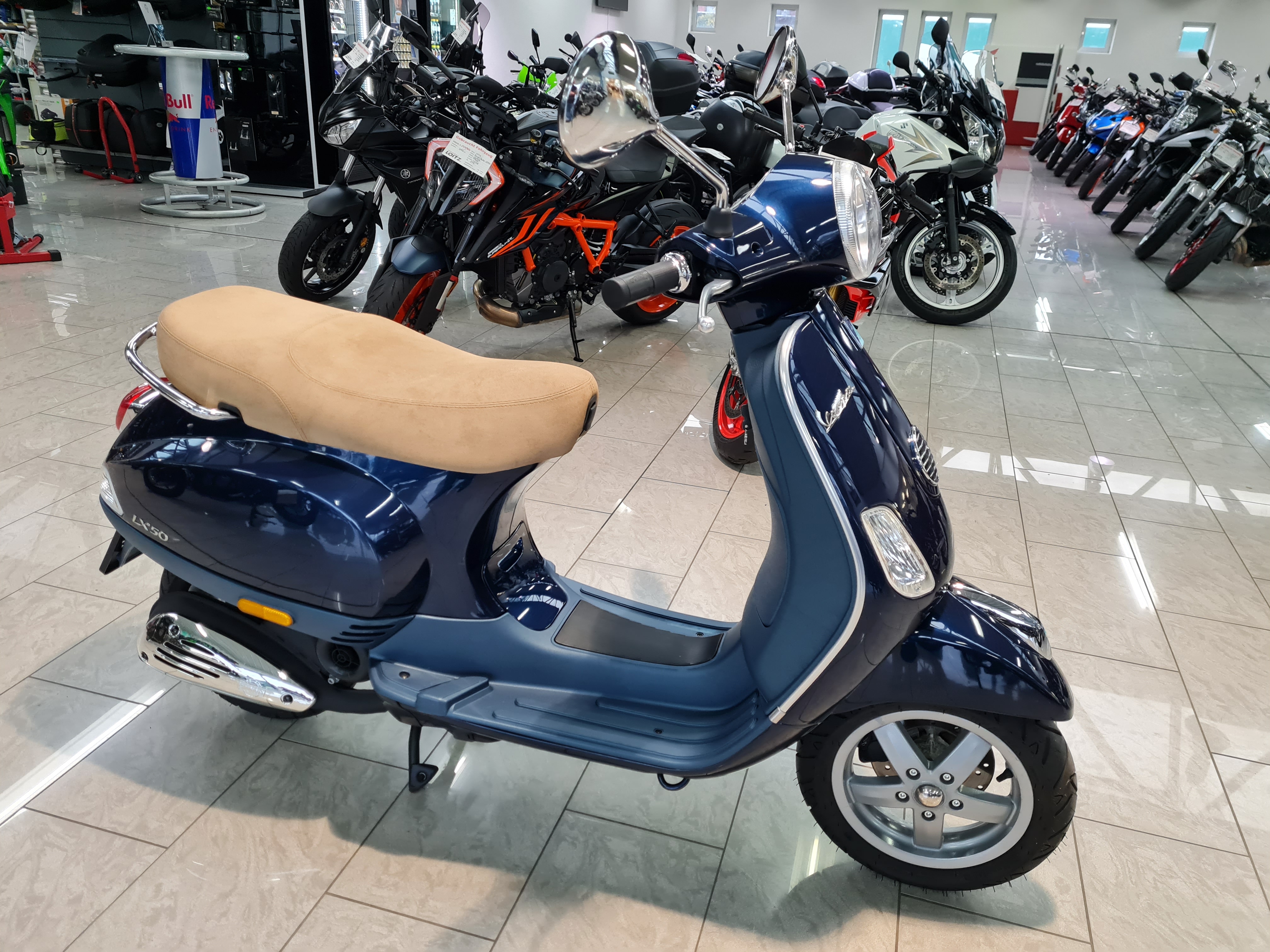 VESPA LX 50