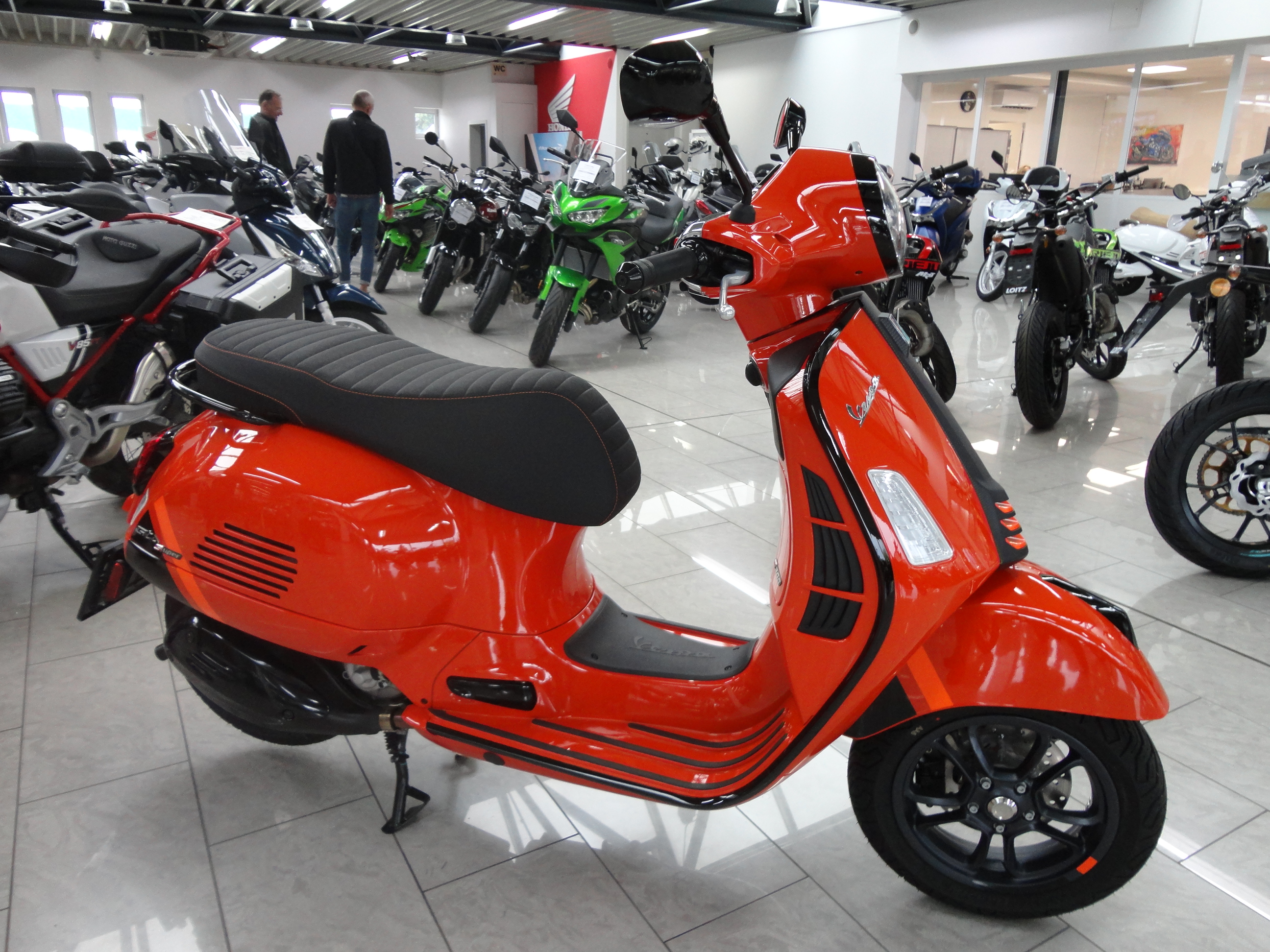 VESPA GTS 300 SS