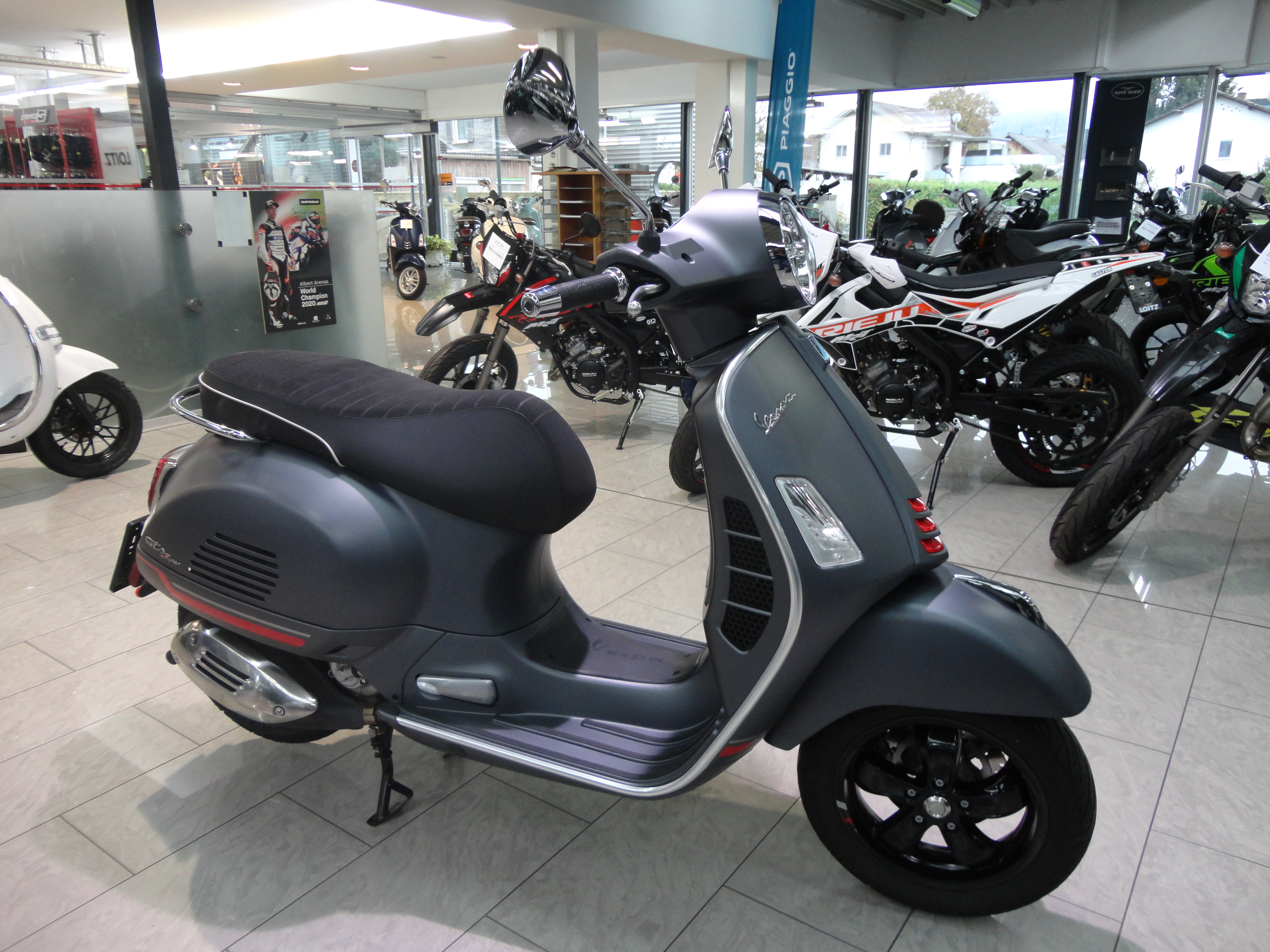 VESPA GTS 300 SS