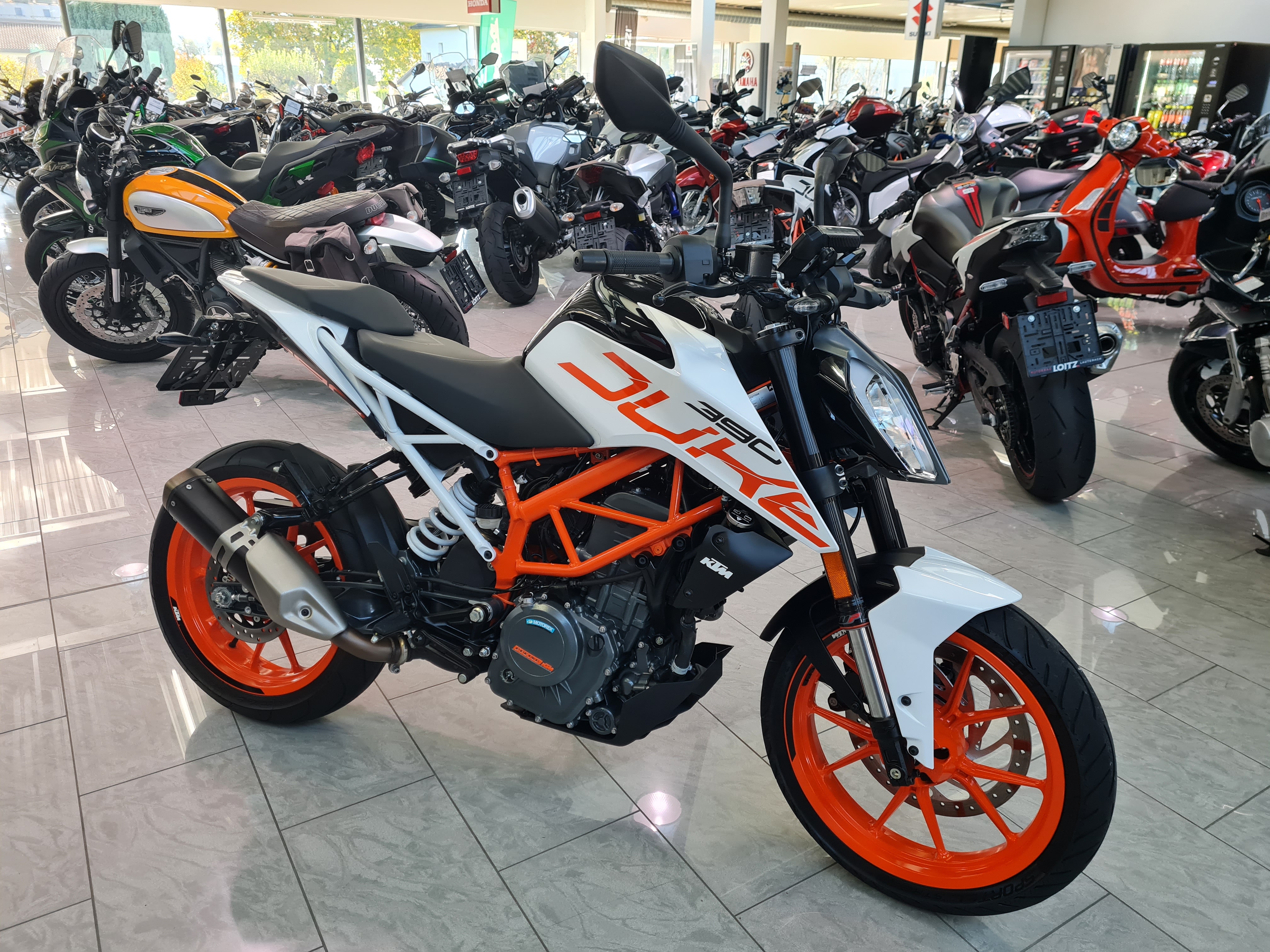 KTM Duke 390